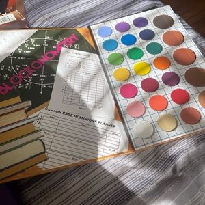 The Crayon Case( THE MATTE BOOK)